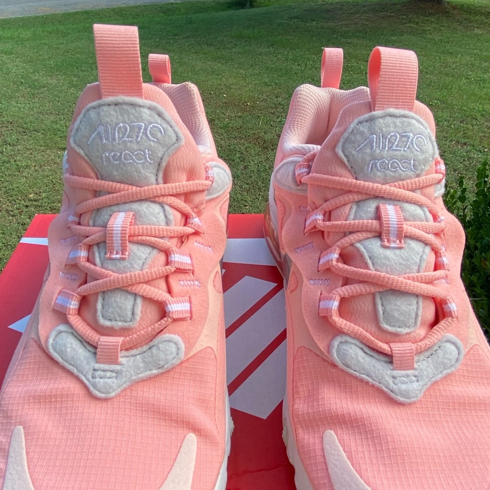 Nike Air Max 270 React - Picture 3 of 7